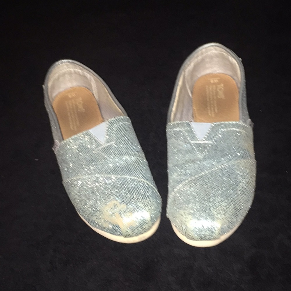 Toms sparkly blue shoes